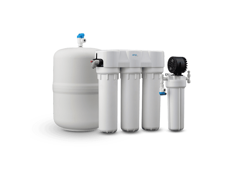 Water filtration system with multiple filters and a control valve.